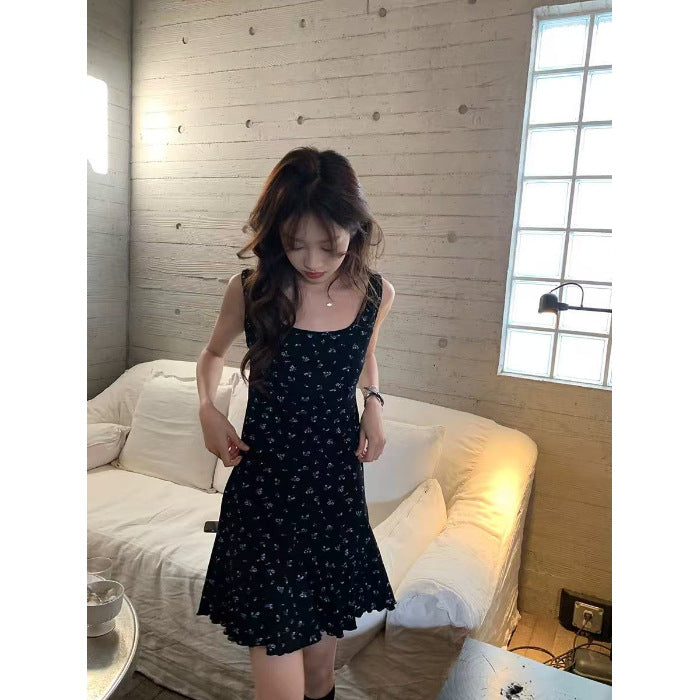 Resort-style Figure-flattering Tank Top And Little Black Dress